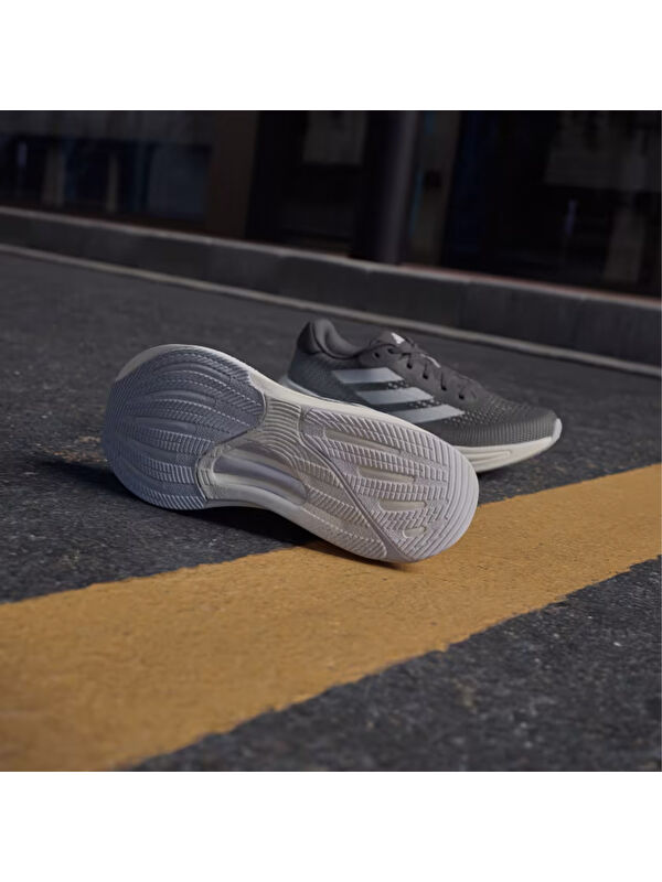 Adidas Siyah Adidas Supernova Rise Kadın Yol Koşusu Ayakkabısı
