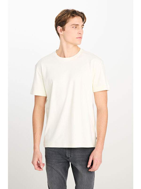 Lee %100 Pamuk Relaxed Fit Bisiklet Yaka Ekru Basic Tişört