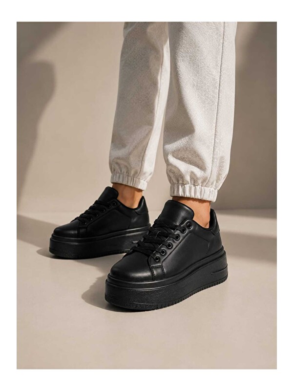 Slipcat Kadın 5 cm Topuklu, Kalın Platform Tabanlı, Bağcıklı Sneaker