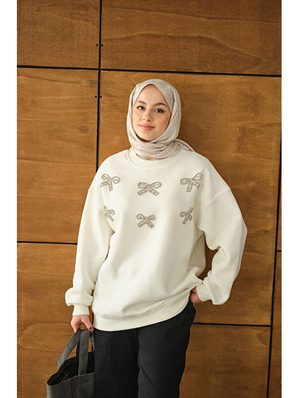 Locco Moda Kadın Kurdelesi Taş Detay Sweat Beyaz