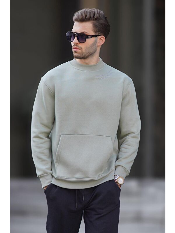 Madmext Mint Yeşili Bisiklet Yaka Nakış Detaylı Cepli Erkek Sweatshirt 7049