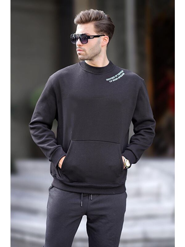 Madmext Siyah Bisiklet Yaka Nakış Detaylı Cepli Erkek Sweatshirt 7049