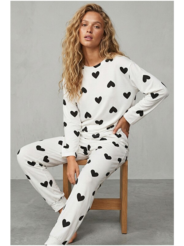 Siyah İnci beyaz siyah kalp baskılı Örme Pamuklu Pijama Takımı7613