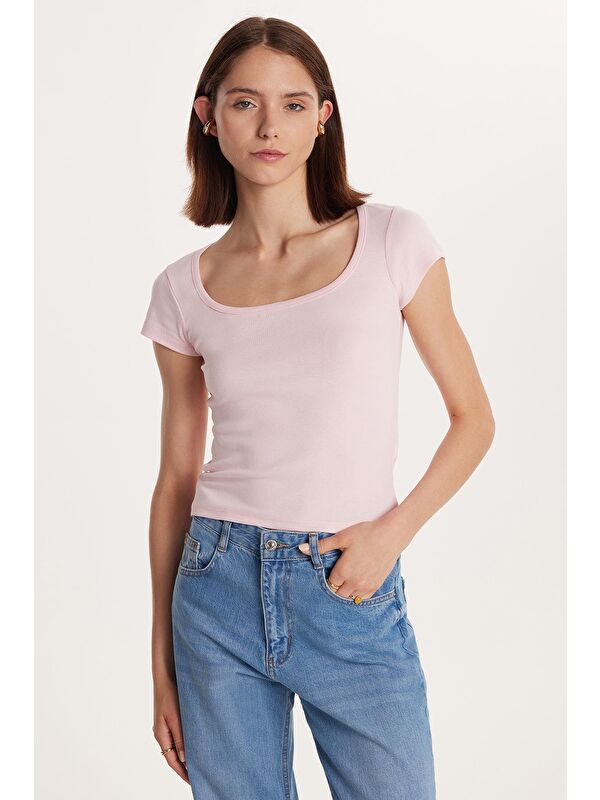 TUDORS Kadın Slim Fit Dar Kesim Pamuklu Kısa Kollu U Yaka Pembe Bluz