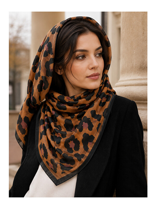 Luminos Butik Kadın Kahve Leopar Desenli Pamuk 70x70 Ithal Fular FLR6018