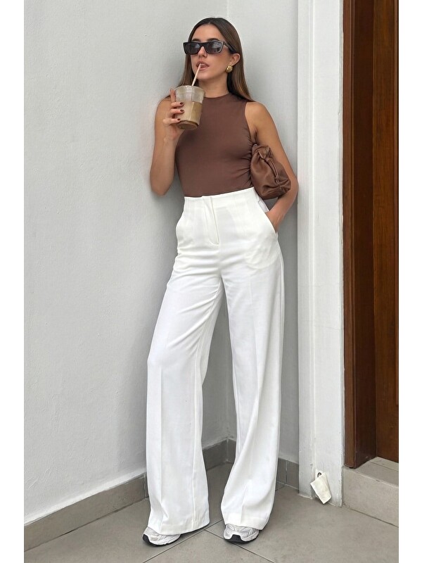 Madmext Beyaz Premium Yüksel Bel Pileli Pantolon Mg2717