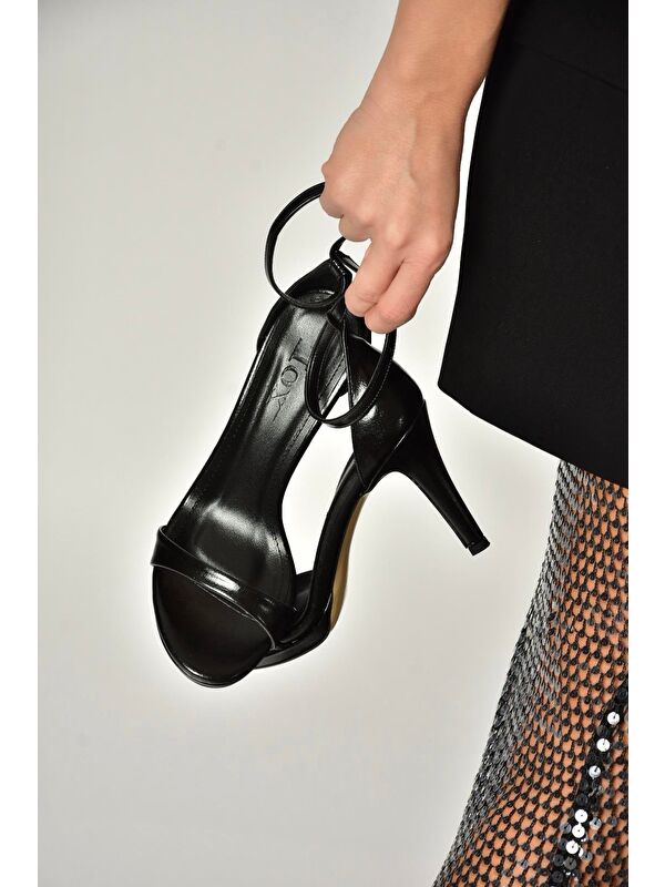Fox Shoes Siyah Fox Shoes Topuklu Kadın Ayakkabı Y569716909