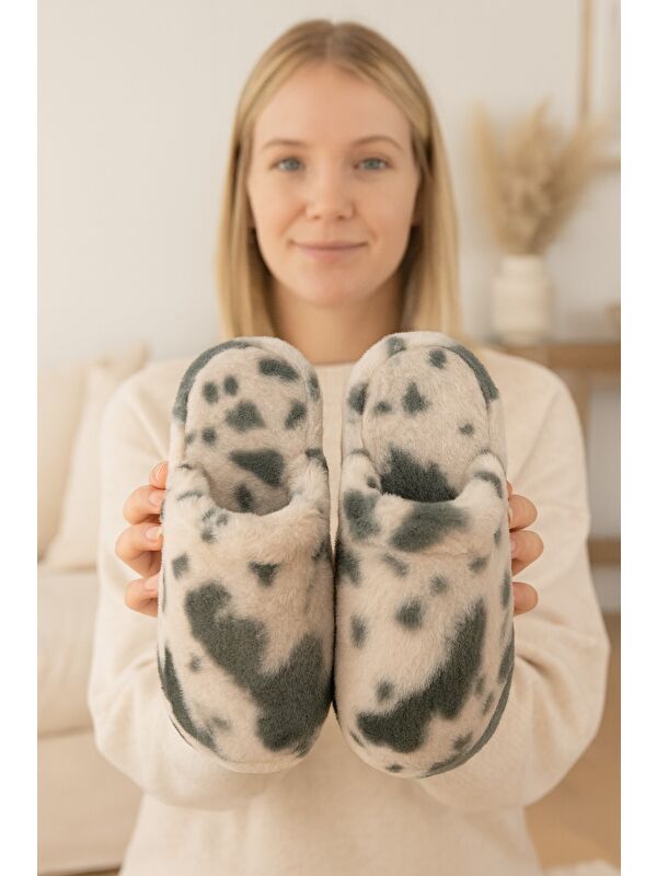 SOLARA Kadın Ev Terliği Kışlık Terlik Kauçuk Ses Yapmaz Taban - Görsel 4