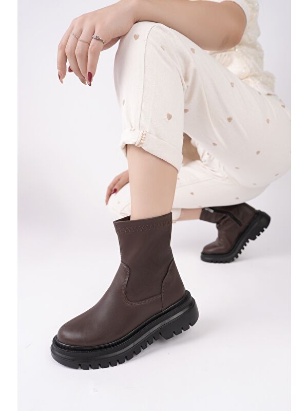 PİTA Kalın Taban Fermuarlı Kadın Bot - Görsel 4