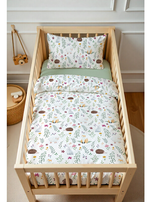 Milbay Grup Çiçekli Orman Hayvanları Deseni Bebek Nevresim Takımı Çift Taraflı 100x150 cm Çarşafsız