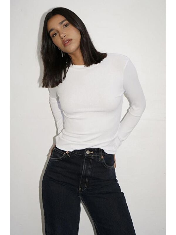 Madmext Ekru Bisiklet Yaka Slim Fit Kadın Body Mg2564