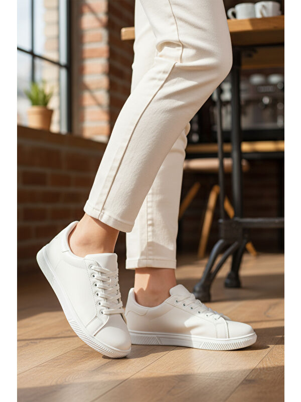 Beyaz Bağcıklı Hafif Cilt Erkek Spor Ayakkabı Mota 600 M - Görsel 4