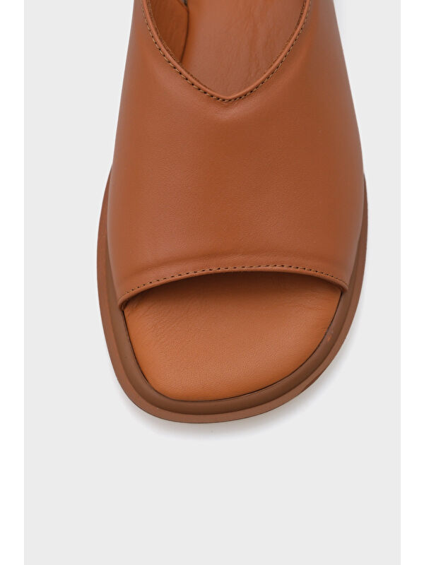 Cora Hakiki Deri Kısa Topuklu Konfor Tek Bantlı Kadın Sandalet - Görsel 4