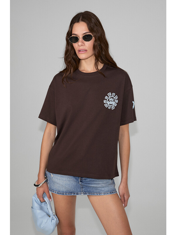 GRIMELANGE SAHARA Kadın Yumuşak Ve %100 Organik Pamuklu Baskı Detaylı KAHVERENGİ T-Shirt