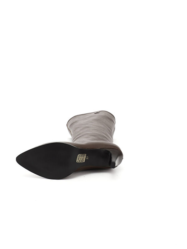 Kadın ÇİKOLATA KAHVE Sivri Burun İnce Topuklu Çizme - Görsel 5