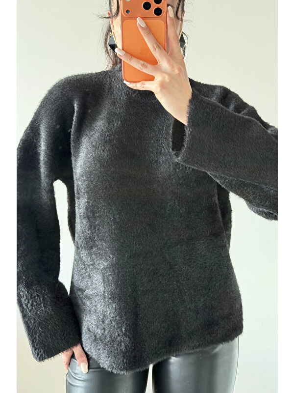 eka Kadın Siyah Oversize Kazak 1014-2341