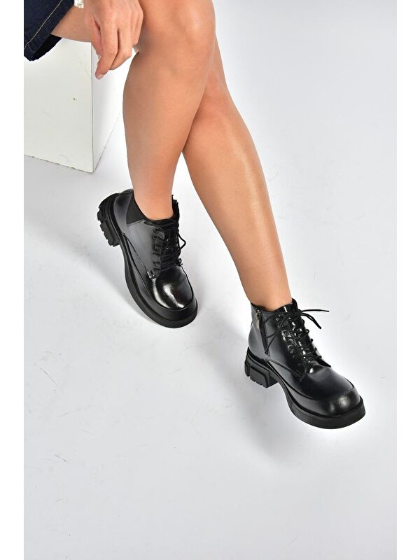 Siyah Kadın Bot V312400309 - Görsel 2