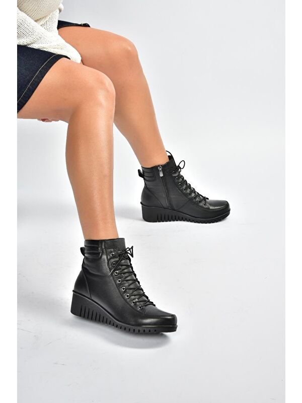 Siyah Kadın Bot V324245103 - Görsel 5