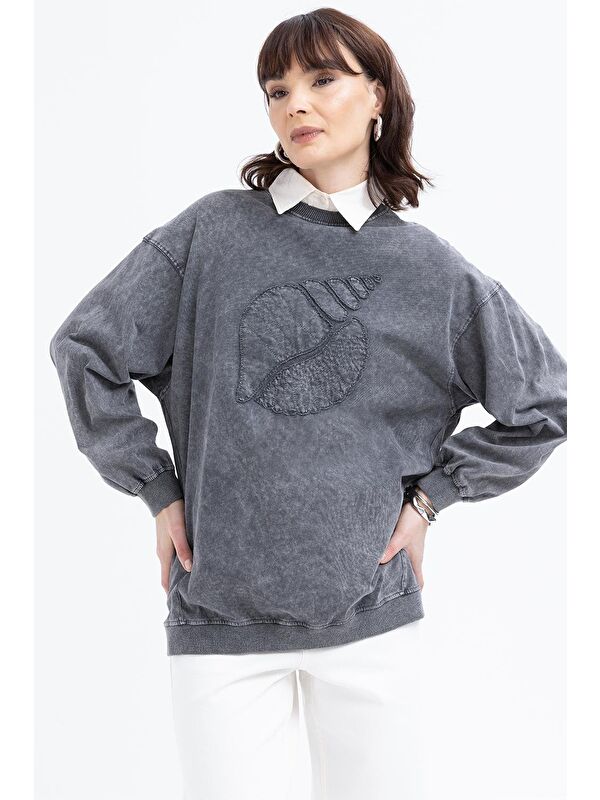 ALLDAY Siyah-Önü Nakış Detaylı Sweatshirt