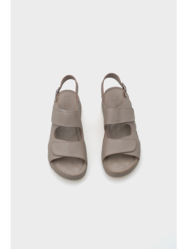 Ember Cırtlı Deri Konfor Anatomik Kadın Sandalet - Görsel 7