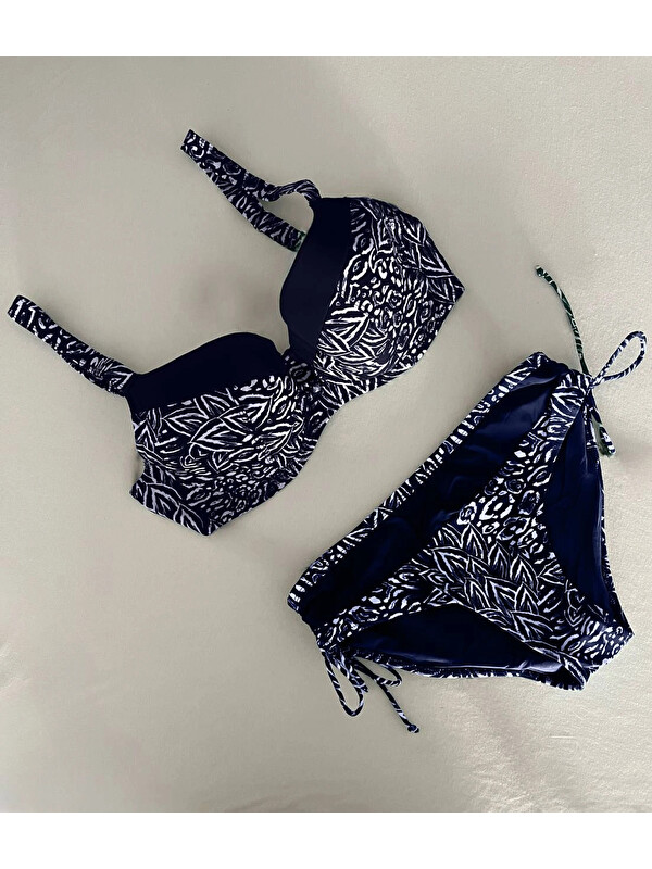 Hazelin Kadın Lacivert Beyaz Desenli Büyük Beden Astarlı Bikini Takım HZL25S-LC4006