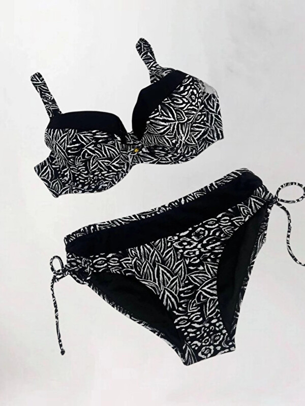 Hazelin Kadın Siyah Beyaz Desenli Büyük Beden Astarlı Bikini Takım HZL25S-LC4006