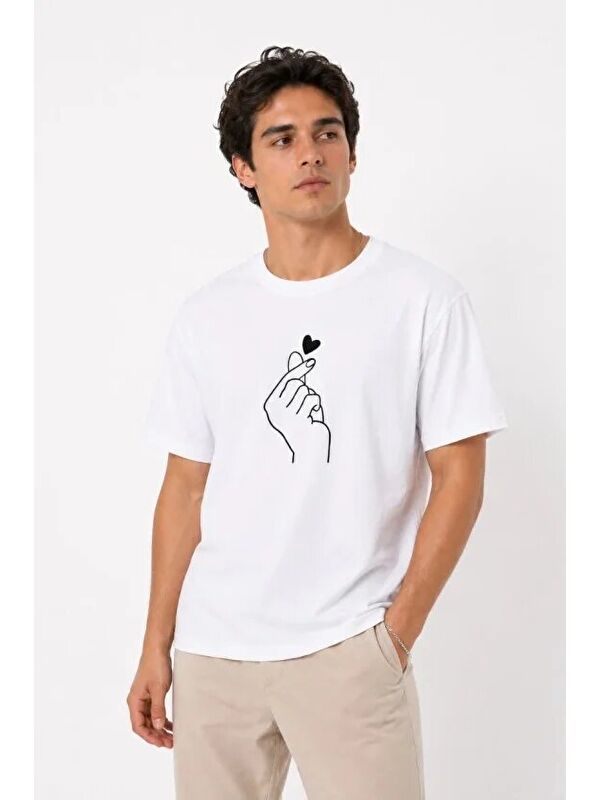 Jane's Erkek Kore Parmak Kalp Aşk Temalı Minimal Baskılı Tişört Yazlık Kısa Kol T-Shirt - Beyaz