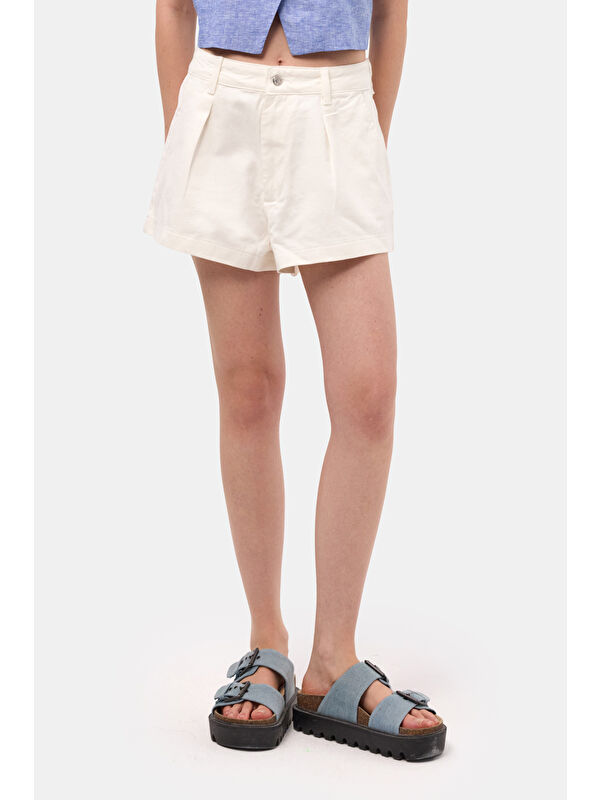 It's Basic Kadın Kırık Beyaz Renk 7s6-101 Mini Boy Pileli %100 Pamuk Denim Şort