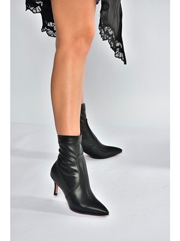 Siyah Kadın Bot V997024809 - Görsel 4