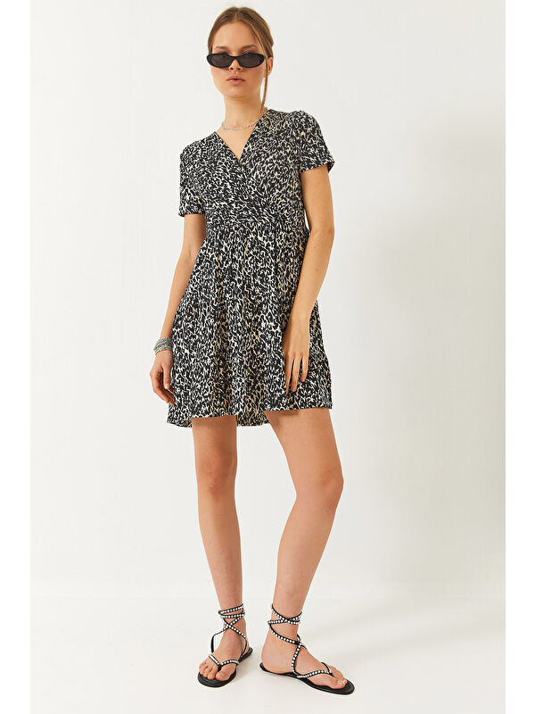 SHADE Kadın Kruvaze Yaka Desenli Kısa Kollu Mini Elbise