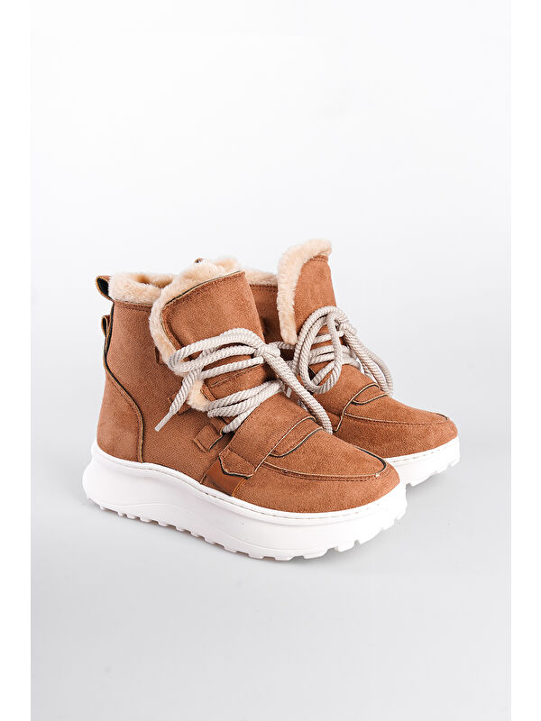 Agatha Kürklü Kadın Bot - Görsel 2