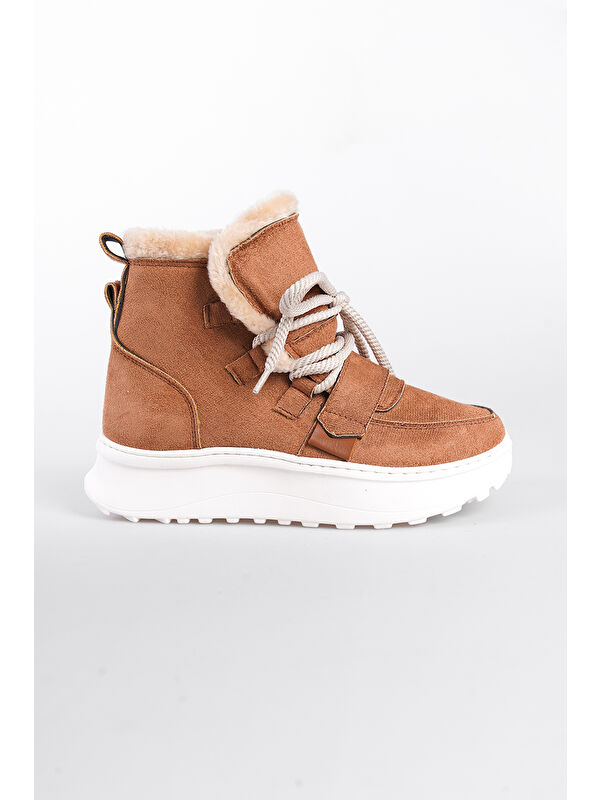 Agatha Kürklü Kadın Bot - Görsel 3