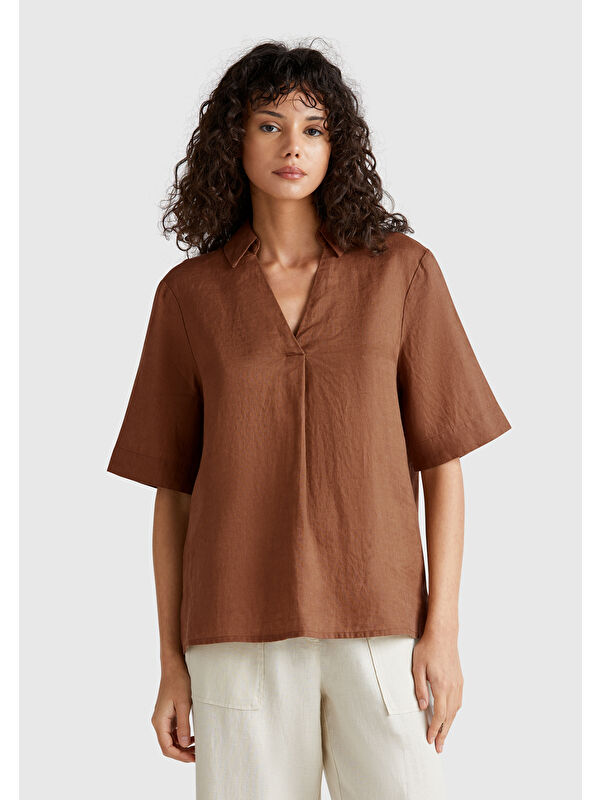 United Colors Of Benetton Kadın Kahverengi %100 Keten Relax Fit V Gömlek Yakalı Kısa Kollu Bluz
