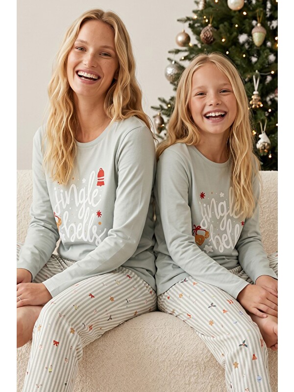 Siyah İnci Yılbaşı Temalı Pamuklu Elastanlı Örme Pijama Takım26241178
