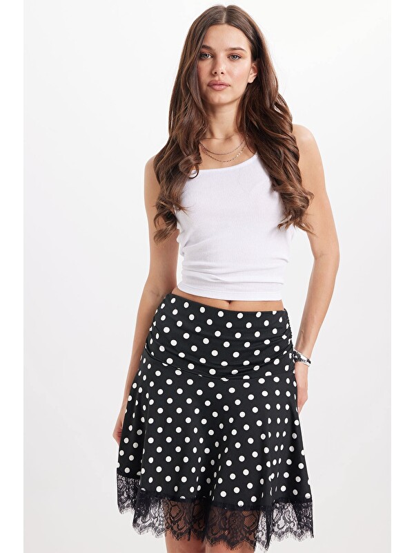 TUDORS Kadın Slim Fit Dar Kesim Askılı Kare Yaka Pamuklu Beyaz Crop Atlet