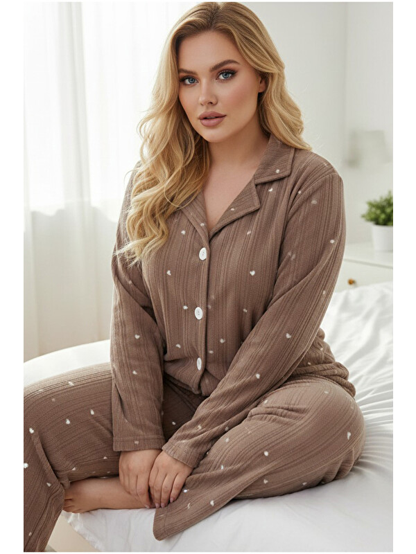 Siyah İnci kahverengi desenli Düğmeli Büyük Beden Polar Kışlık Örme Pijama Takım