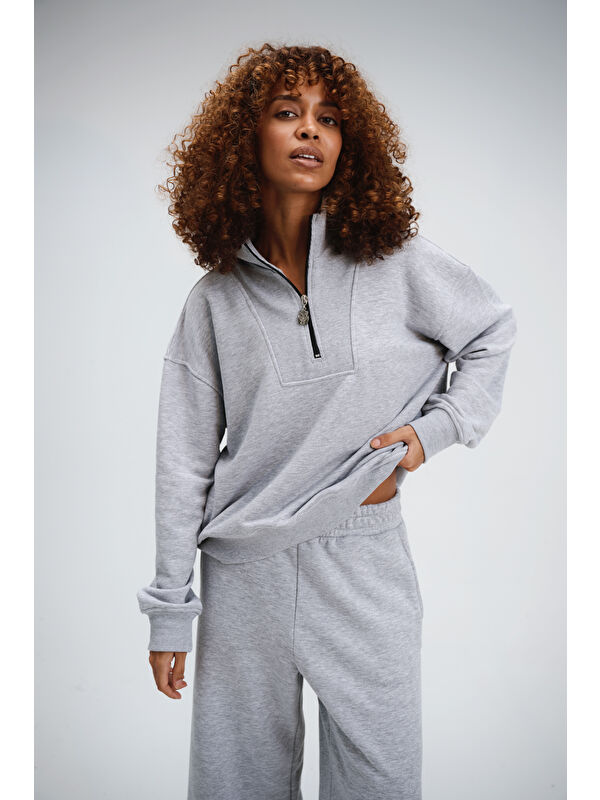 gothamVibes Kadın Timeless Fermuarlı Gri Sweatshirt