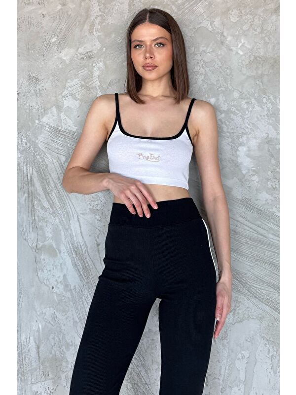 Gülseli İp Askılı Nakışlı Crop Top Kaşkorse Bluz (s-m-l Uyumludur)