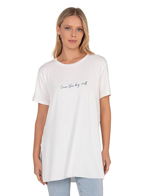 Kompedan Kadın Oversize Basic Minimal Yazı Detaylı Bluz | Ekru 27082