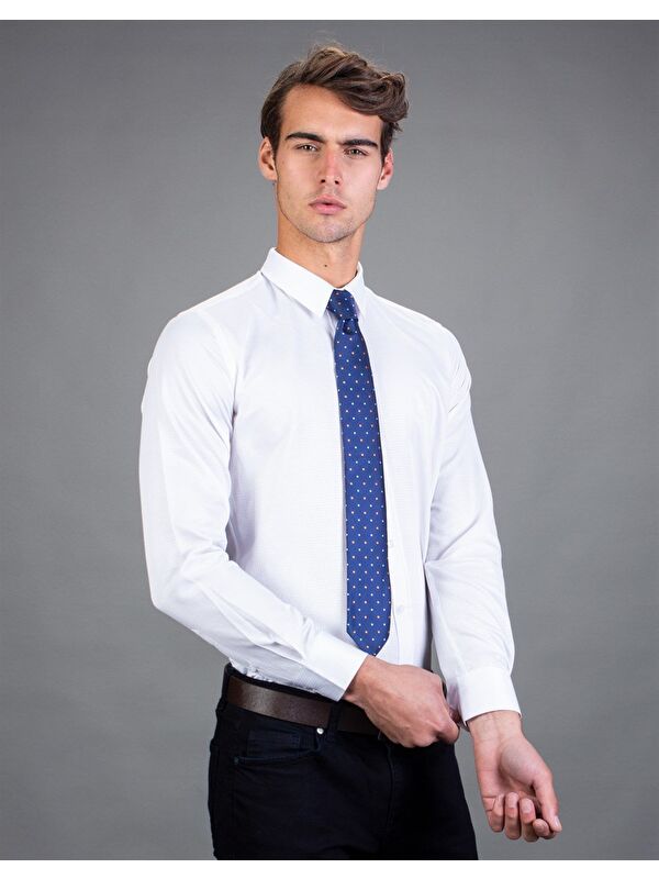 TUDORS Modern Slim Fit Uzun Kollu Pamuklu Kolay Ütü Armürlü Erkek Beyaz Gömlek