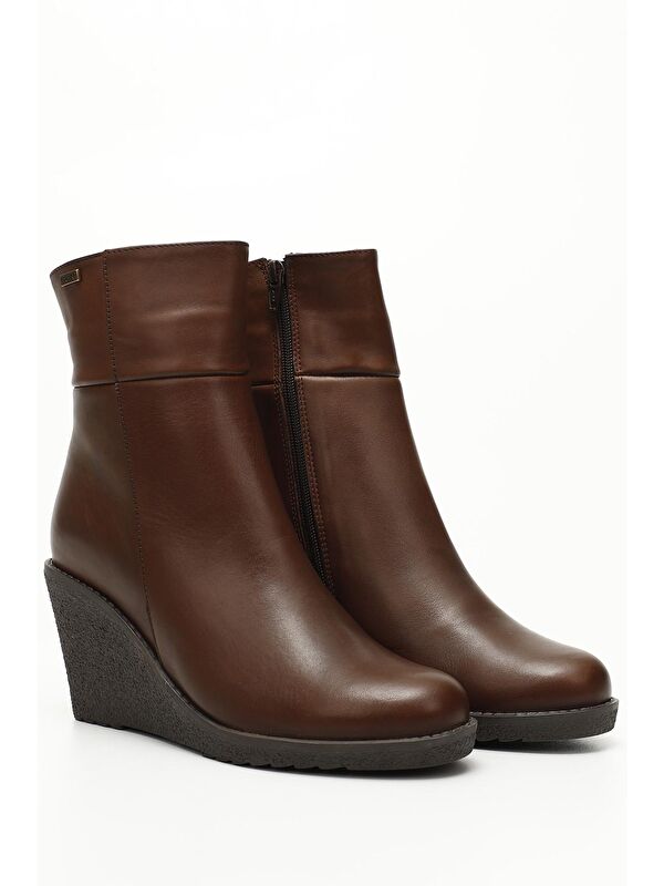 TÜTÜN KAHVE Hakiki Deri Yuvarlak Burun Kauçuk Dolgu Taban Topuklu Fermuarlı Kadın Bot 46416 - Görsel 4