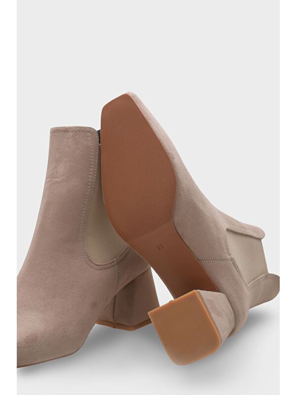 Ronny Sivri Burunlu Yandan Lastikli Kadın Bot - Görsel 5