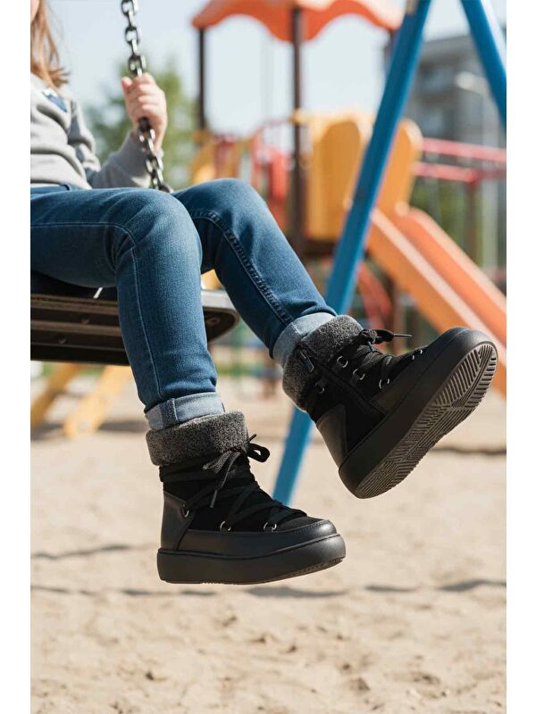 Siyah İçi Polarlı Kaymaz Kız Çocuk Bot Selis F - Görsel 4