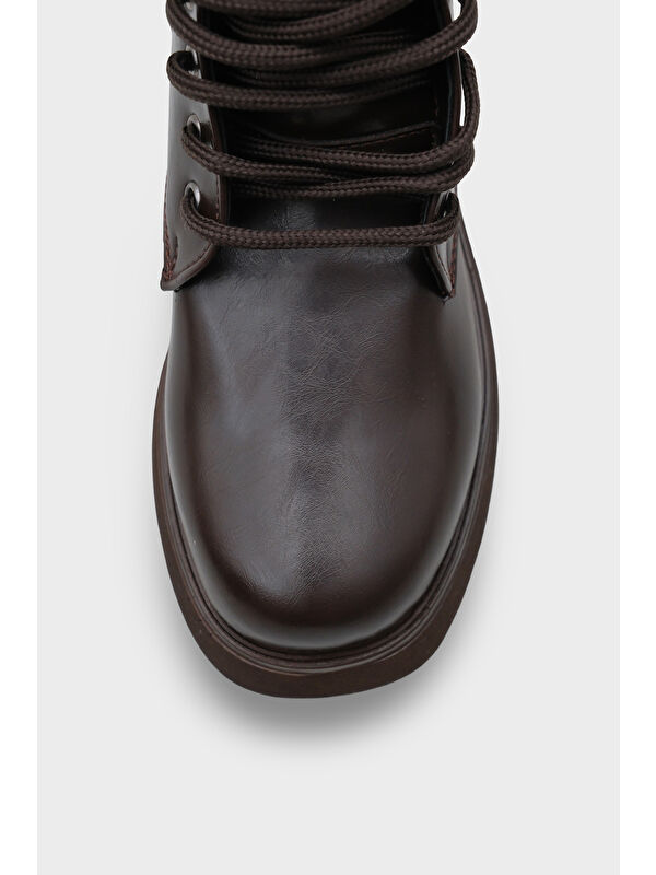 Melessa Yuvarlak Burunlu Yandan Fermuarlı Trak Tabanlı Kadın Bot - Görsel 4