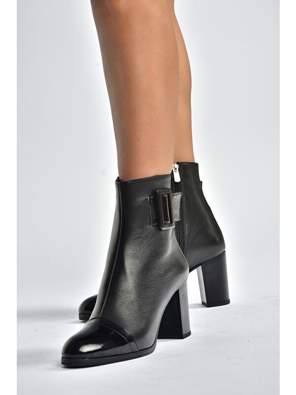 Siyah Kadın Bot V468210503 - Görsel 4