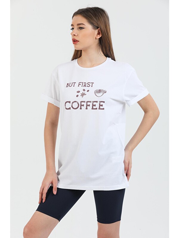 Blah. But First Coffee Baskılı Pamuklu Bisiklet Yaka Oversize Kadın Tişört.