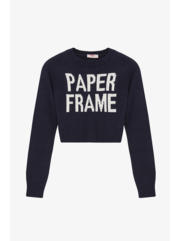 QUZU Paper Frame Yazılı Crop Triko Kazak Lacivert