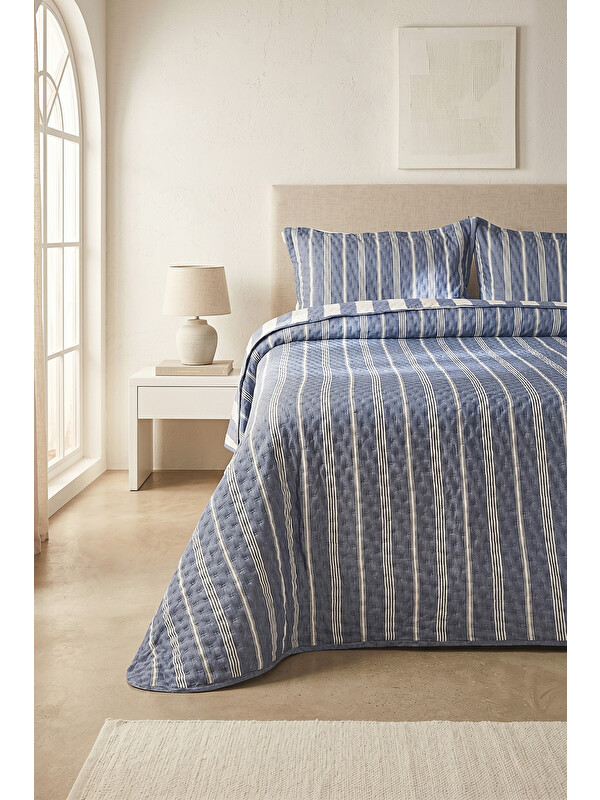Ocean Home Textile Pamuklu Kapitoneli Lacivert Renk Çizgi Desen Çift Kişilik Yatak Örtüsü Seti 1 Adet 250 x 230 / 2 Ade