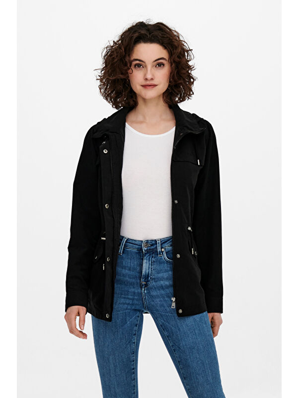 Only Onlnewstarline Regular Fit Kapüşonlu Cepli Mevsimlik Kadın Mont 15218612