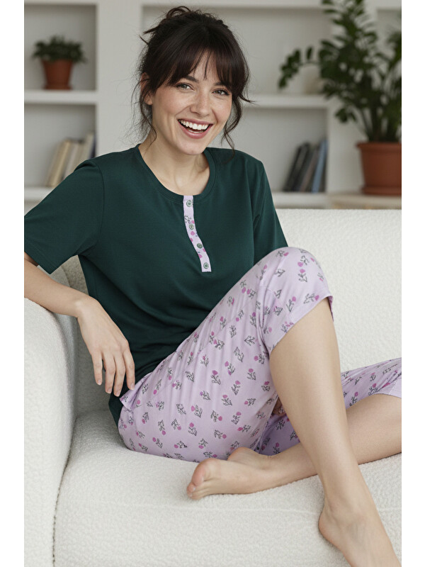 Siyah İnci yeşil desenli Pamuklu Bisiklet Yaka Örme Kapri Pijama Takım